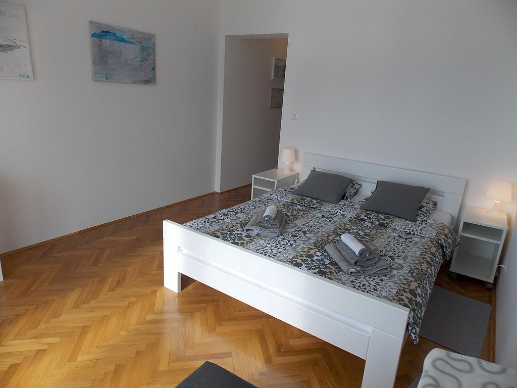 Apartment Ellalinda Οπατία Εξωτερικό φωτογραφία